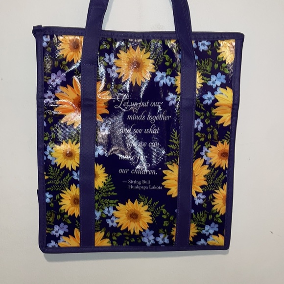 NWOT Insulated Shopping Tote Bag - Picture 4 of 7